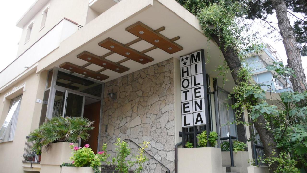 Hotel Milena リミニ エクステリア 写真